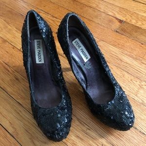 Black Sequins Pumps by Steve Madden - Size 8